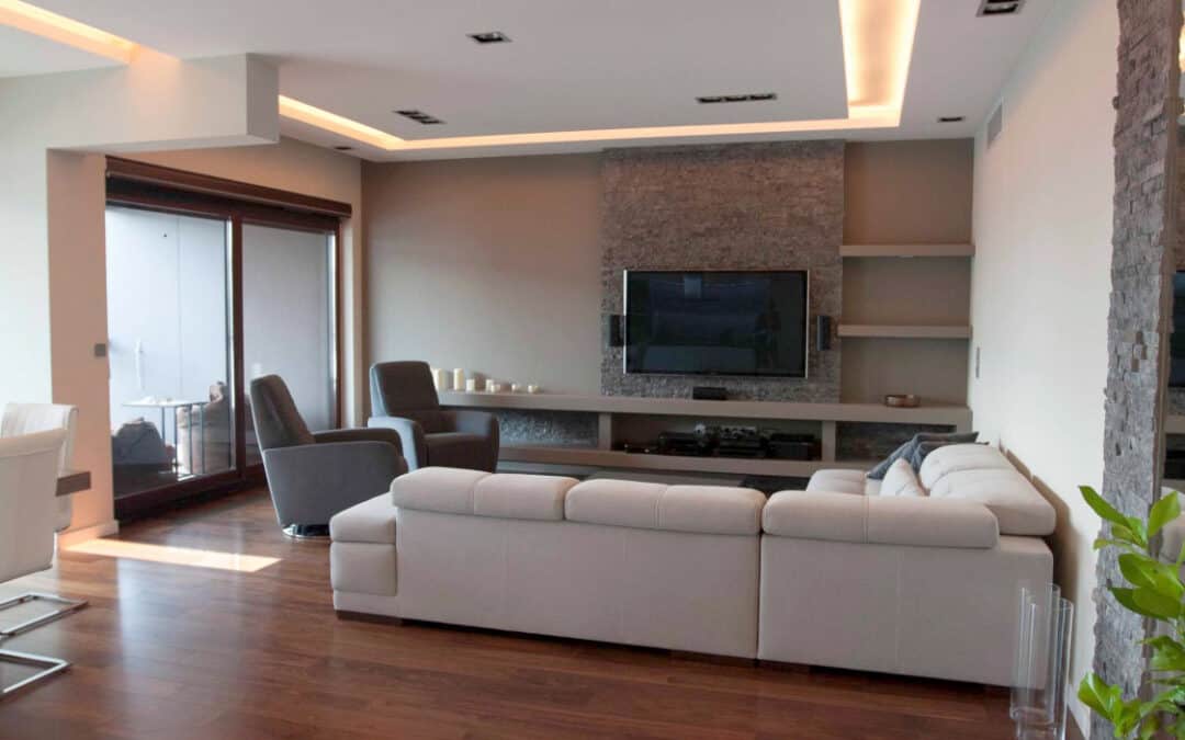 Salon w&nbsp;apartamentowcu na&nbsp;Żoliborzu
